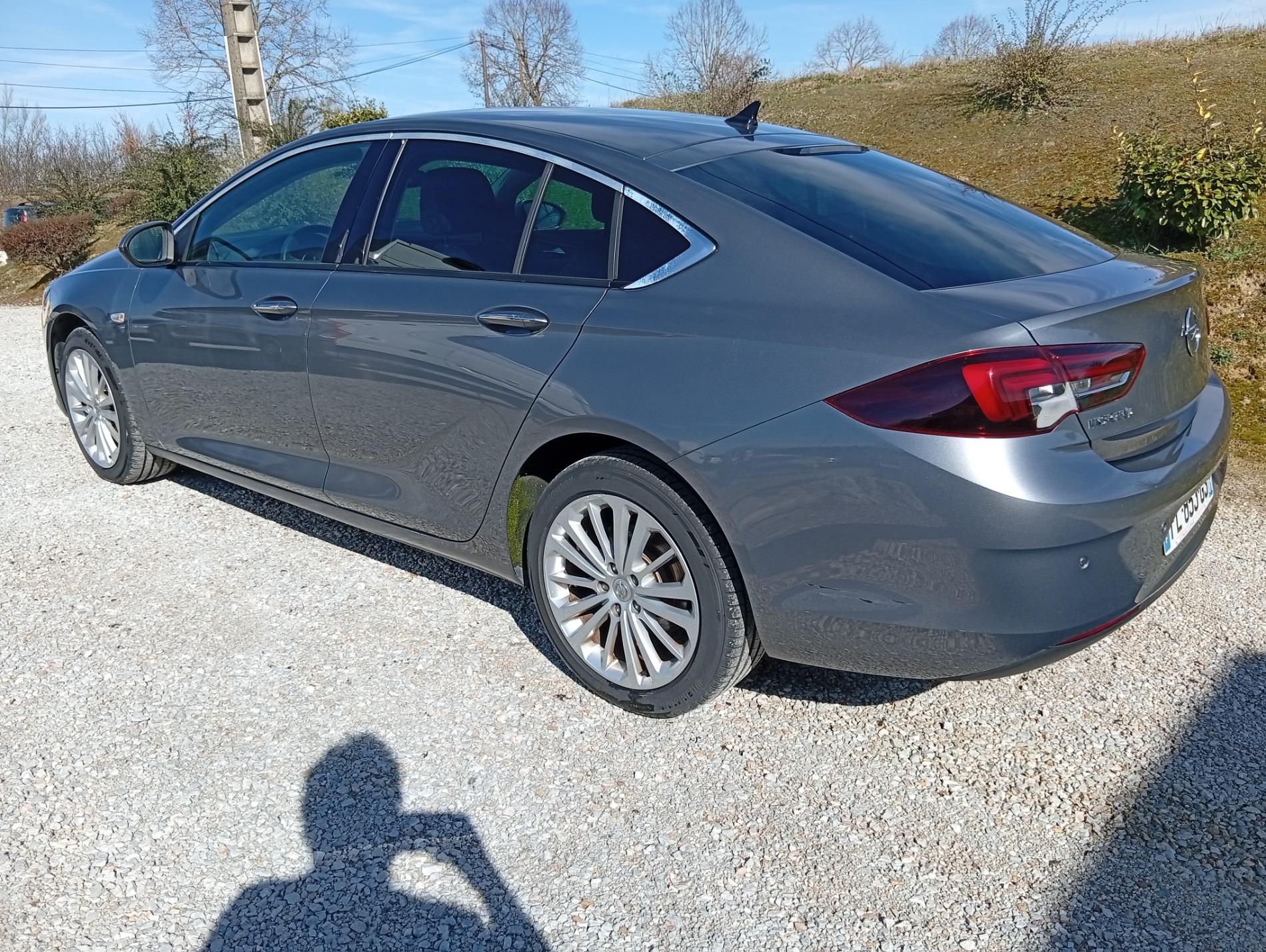 Opel INSIGNIA 1,6 D-136 cv