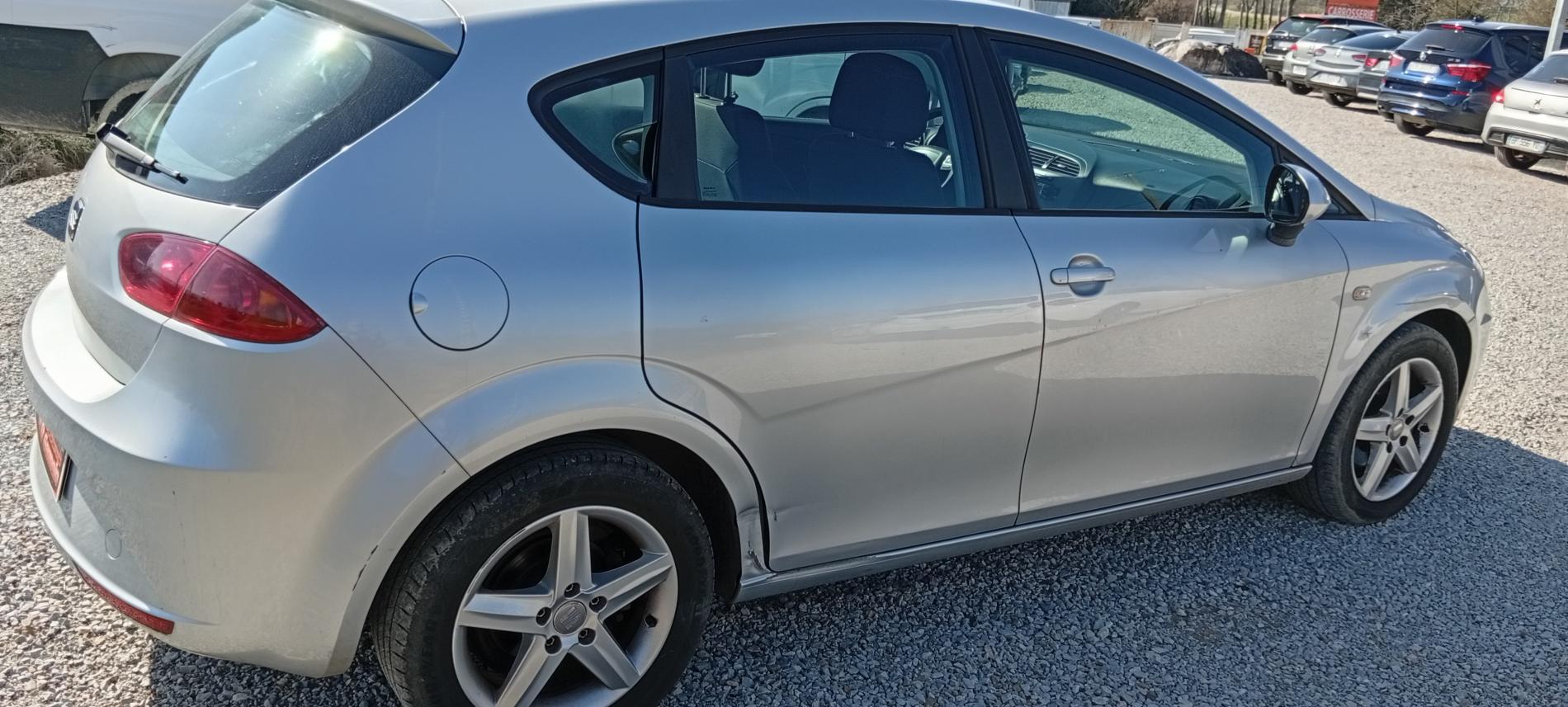 SEAT LEON  1,6 TDI 105